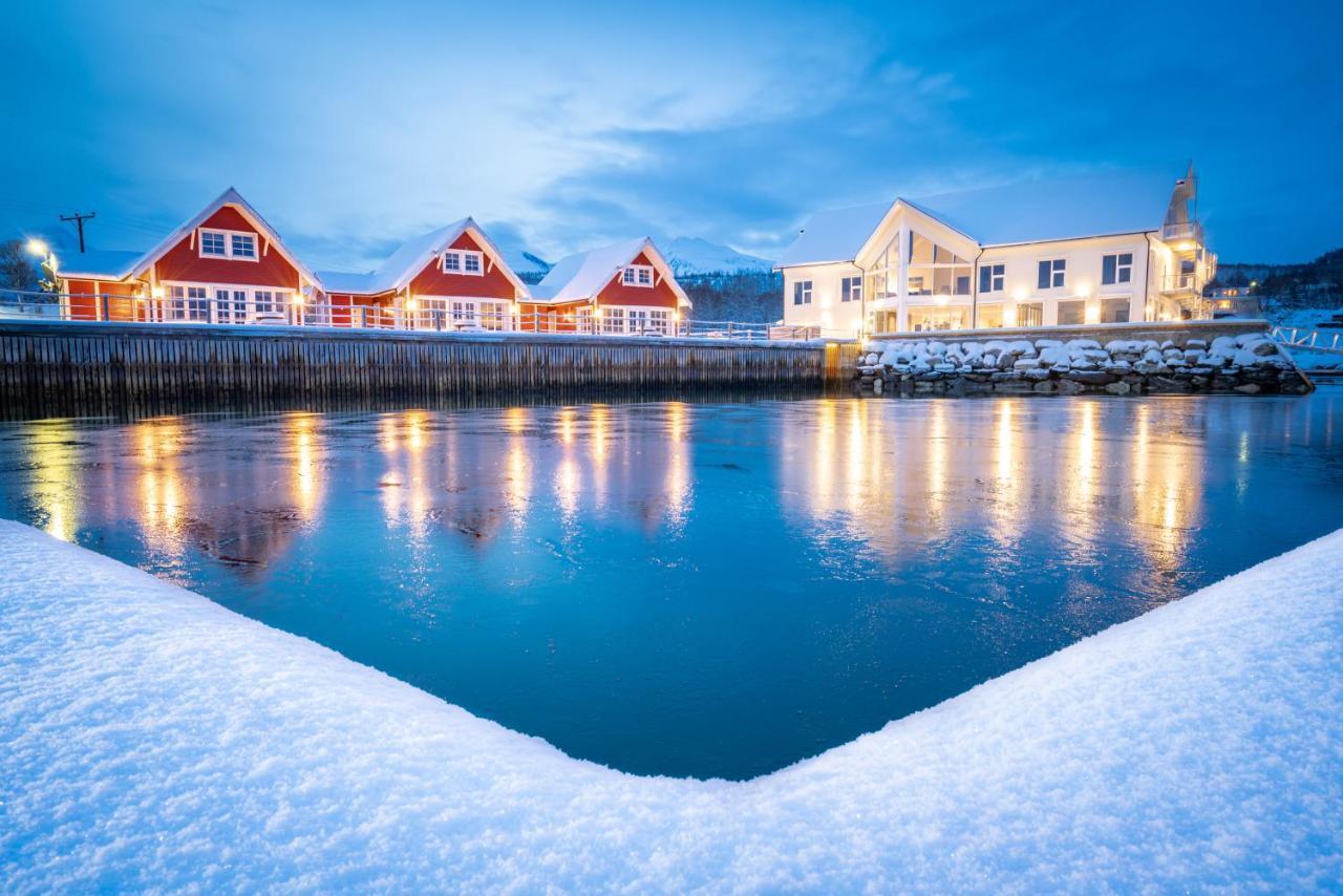 Senja Fjordhotell And Apartments Stonglandseidet Экстерьер фото